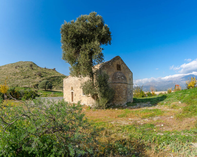Aghios Ioannis Flandras church, next to Festos